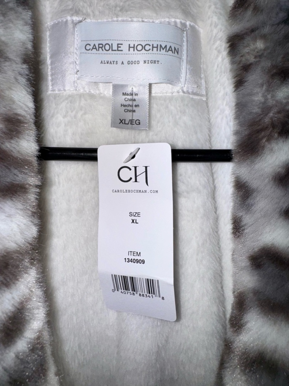 NWT Cream Plush Robe with Leopard-Print Trim - Picture 2 of 5